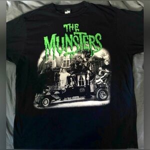 The MUNSTERS Tshirt by Rock Rebel 2010 Men’s sz L B/W Retro TV Series Logo Photo